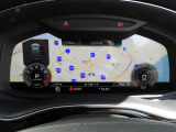 重厚感と安定感があり、同時にダイナミックさも備えるAudiの走り。機能やデザインが革新的なメーター。