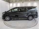 ヴェルファイア ハイブリッド 2.5 Z ゴールデンアイズIII E-Four 4WD 