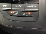 運転席/助手席シートヒーターで寒い日もすぐに温かくなり快適に過ごせます。2段階の温度調整が可能です