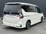 セレナ 2.0 ハイウェイスター V 