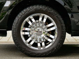 ディ-ラ-車/整備記録簿多数/実走行/切替式4WD/後席モニタ-2台/2ndベンチシ-ト/3列席8人乗り/電動サイドSTEP/電動トランク/ナビ/TV/DVD/Bカメラ/黒革/シ-トヒ-タ-/ベンチレ-ション/VIPERセキュリティ