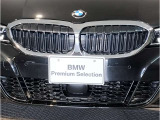 【キドニーグリル】BMWは約90年もの間、ほぼ全ての車両にひと目でBMWだと分かるこの特徴的なフロントグリルが備えられ、デザイン・アイコンとして親しまれてきました。