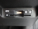 今や標準装備になりつつあるETC車載器も装着されております。料金所を通過するときも楽々です。