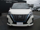 セレナ 1.2 e-POWER ハイウェイスター V 