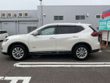 エクストレイル 2.0 20Xi ハイブリッド レザーエディション 4WD 