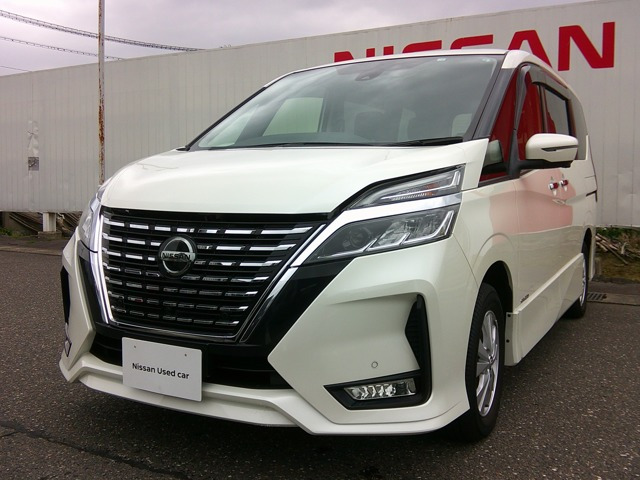 セレナ 2.0 ハイウェイスター V 4WD 