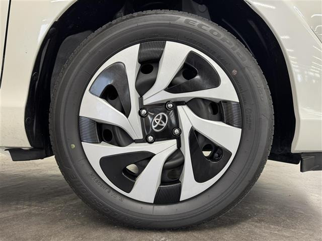 トヨタ純正アクア○15×5J +39 4H PCD100 鉄ちん トヨタ純正アクア