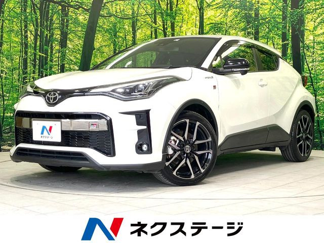 C-HR  S GRスポーツ