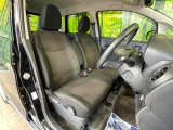運転席シート廻りは使用感も少なく、良好な状態となっています。丁寧に使われていたことがよくわかりますね。