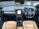 XC40 B4 AWD インスクリプション 4WD 4WD 本革シート