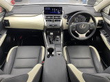 NX 300h ブラック シークエンス 修復歴無し