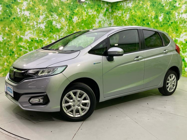 フィット 1.5 ハイブリッド L ホンダセンシング 4WD 