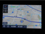 ナビゲーションを装備。タッチパネル式で使いやすく、お出かけもラクラクです。
