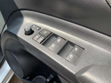 ☆クルマ買ったらエンジンオイル無料のテクノオートリアルです。納車時より走行距離4000キロ又は6ヶ月に一回のペースでご来店していただければ、エンジンオイル交換が無料です!工賃・オイル代金が0円!