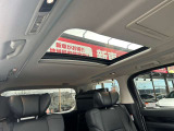 ☆メーカーオプションのツインムーンルーフ付☆