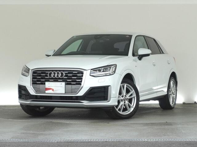 Q2 30 TFSI スポーツ Sラインパッケージ 