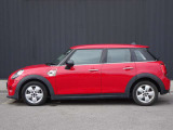 【MINI NEXT 認定中古車】安心の保証プログラムや延長保証など、MINI NEXT車両をご購入いただいたオーナーの皆様に、より快適なMINIライフを楽しんでいただくためのユニークなサービスをご用意しております。