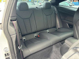 弊社お客様より頂いた下取車やデモカーが在庫の殆どを占めています。車の経歴や整備記録が分かり、ご安心してお車をお選び頂ける正規ディーラーならではのラインナップでございます。