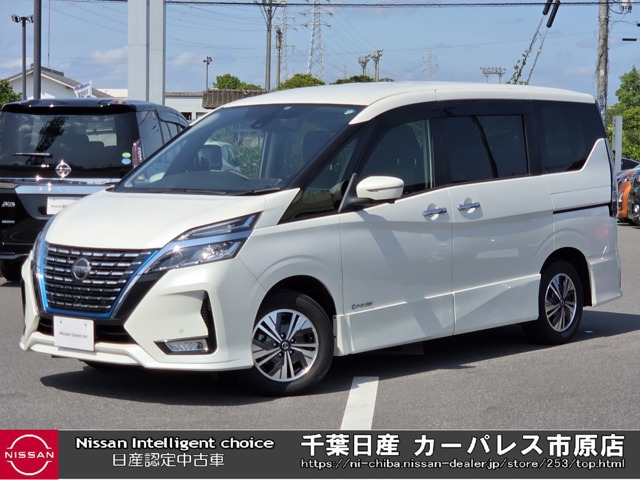 セレナ 1.2 e-POWER ハイウェイスター V 