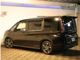【車屋】として、長く車業界に従事した経験豊富なスタッフが在籍しております。