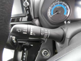 間けつワイパー付、リヤワイパーはリバース連動付