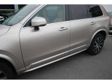 大型SUVのXC90が入庫致しました。