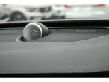 Bowers&Wilkins プレミアムサウンド・オーディオシステム☆上質な音響を実現しています☆1,100Wの出力で15個のスピーカーを駆動し独立したサブウーハーが含まれます☆