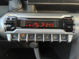 決めていただいたお車を納車前に安心して乗っていただけるよう、サービスマンがしっかり整備を致します。