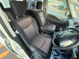 運転席シート廻りは使用感も少なく、良好な状態となっています。丁寧に使われていたことがよくわかりますね。