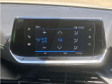 ◆温度設定をしておけばいつでも快適な車内温度を維持できるオートエアコン◆