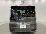【Honda認定中古車 U-Select】 は3つの安心をお約束します。 1 Hondaのプロが整備した安心。 2 第三者機関がチェックした安心。 3 購入後もHondaが保証する安心。