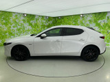 MAZDA3ファストバック 1.5 15S 100周年特別記念車 2020 WCDOTY受賞記念モデル 