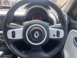 スマートなハンドリングで運転らくらく♪