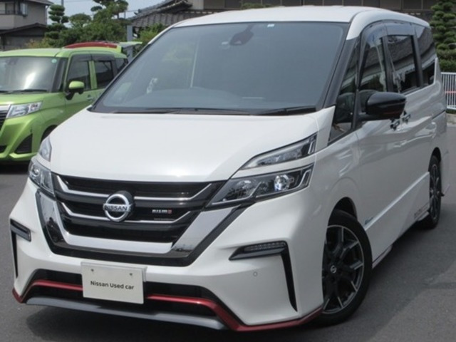 セレナ  2.0 NISMO