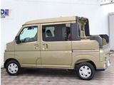 【車屋】として、長く車業界に従事した経験豊富なスタッフが在籍しております。