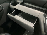 薄型のティッシュBOXなどが収納出来ます。小物入れとしても使えるので便利です。