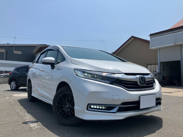 シャトル 1.5 ハイブリッド X ホンダセンシング 4WD 