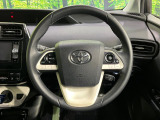 【純正革巻きステアリング】上質な革を使用することで、手にしっかり馴染みとても運転しやすいハンドルです♪