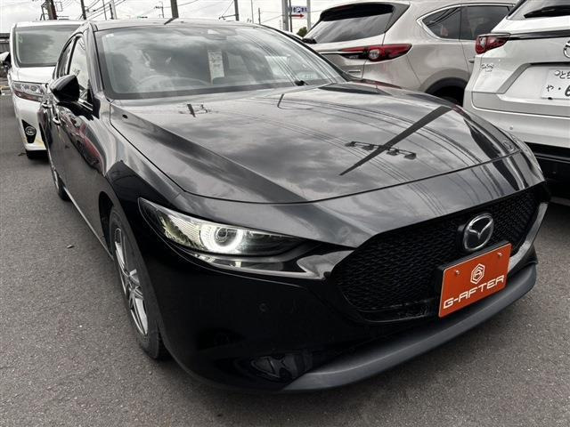 MAZDA3ファストバック 1.8 XD バーガンディ セレクション 専用赤革シート運転支援メ...