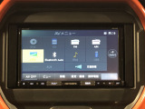ブルートゥース対応でiPadや携帯電話に入っている音楽を聴くことができます♪