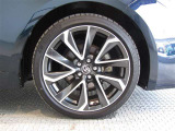 R4年式夏タイヤ225/40R18ダンロップ製です。