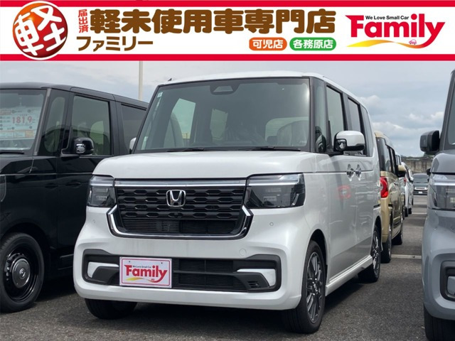 N-BOXカスタム ターボ 両側電動スライドドア 届出済未使用車