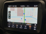●純正ナビ:一体感のあるナビは、高級感ある車内を演出してくれます。オーディオ機能も充実しておりますので、運転もより楽しめます♪