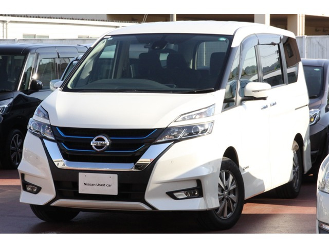 セレナ 1.2 e-POWER ハイウェイスター V 