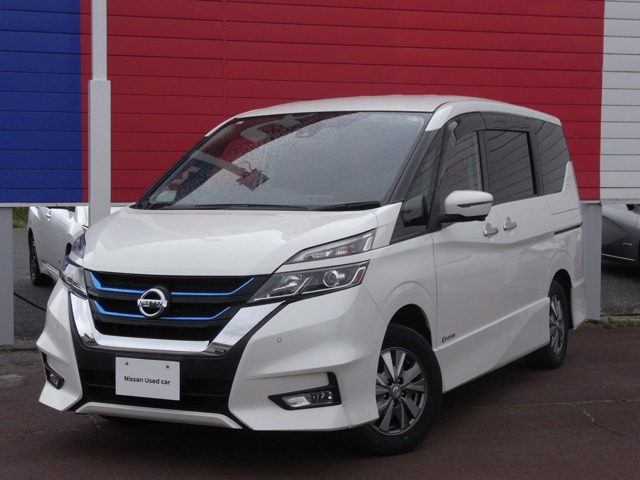 セレナ 1.2 e-POWER ハイウェイスター V 