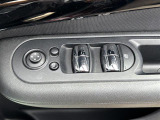 気になる車はすぐにお問い合わせください!画面右側の0066から始まる無料ダイヤルからお問い合わせ下さい!専門スタッフがお車のご質問にお答えいたします!