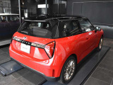 MINIファイナンス商品、MINI自動車保険、ドライブレコーダーの取り扱いも行っております。お車のことはすべて当社にお任せください。お問い合わせはフリーダイヤル【0120-419-603】まで!