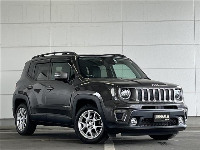 レネゲード リミテッド 4WD 本革シート