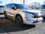 アウトランダー PHEV 2.4 P 4WD 