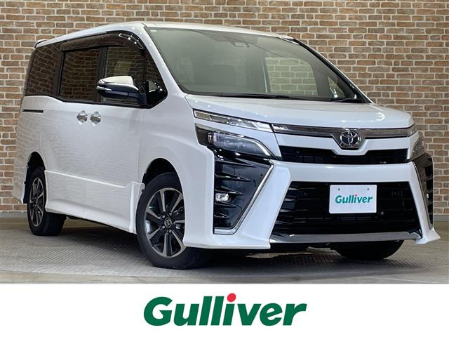 ヴォクシー 2.0 ZS 煌III 4WD 修復歴無し